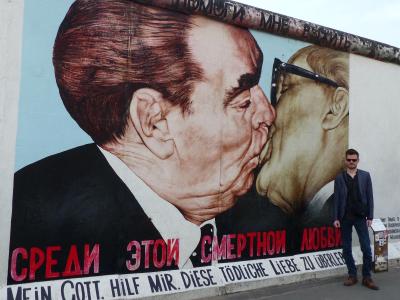 Baiser fraternel socialiste