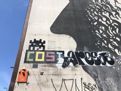 Invader cœur anarchiste jenner