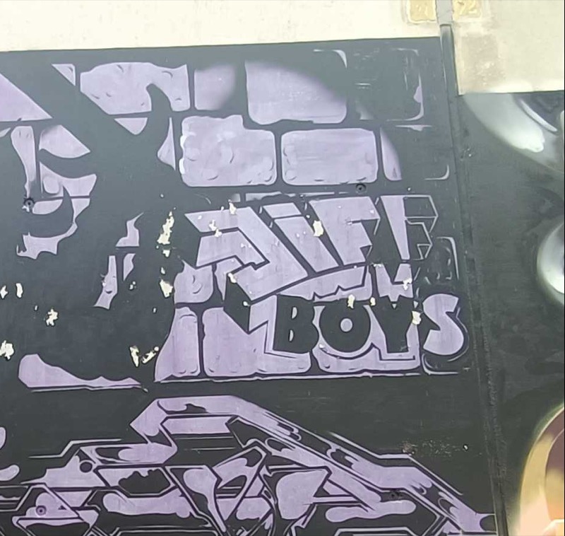 Jiffboys